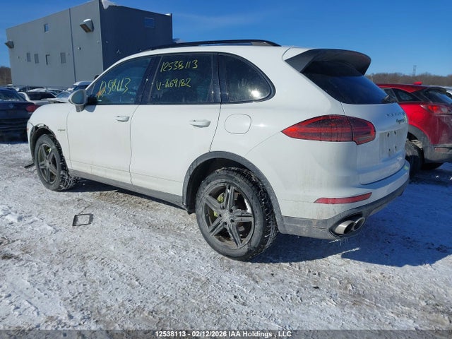 WP1AE2A29HLA69182 Porsche Cayenne