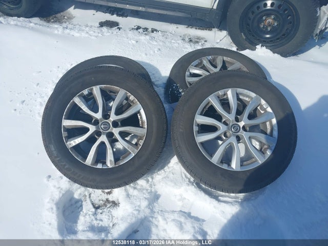 5N1AT2MV0LC819781 Nissan Rogue S/sl/sv
