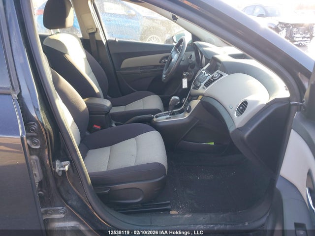 1G1PL5SH8E7152833 Chevrolet CRUZE LS
