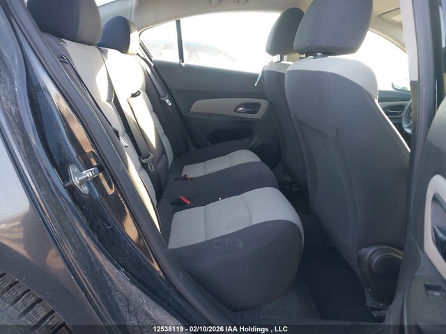 1G1PL5SH8E7152833 Chevrolet CRUZE LS