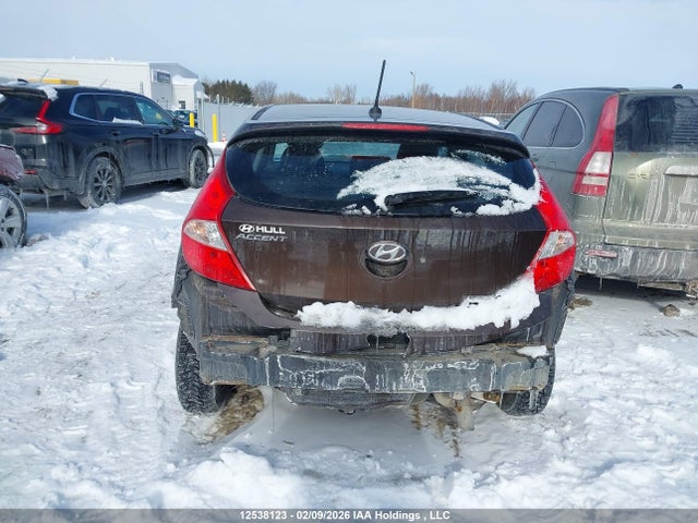 KMHCT5AE8GU247566 Hyundai ACCENT GL