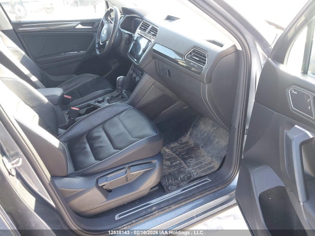 3VV4B7AX0KM184048 Volkswagen Tiguan Sel Premium/sel Premium R-line