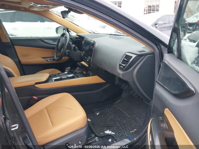 2T2GKCEZXRC021633 Lexus Nx 350h 350h