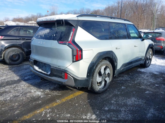 KNDAEFS5XS6053385 KIA Ev9 Land Awd With Gt-line Pkg
