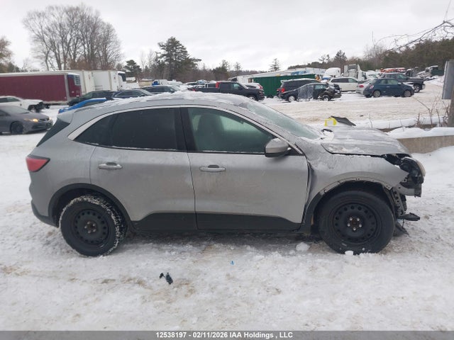 1FMCU0G68MUA60257 Ford Escape