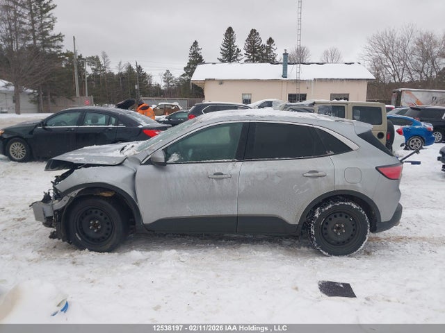 1FMCU0G68MUA60257 Ford Escape