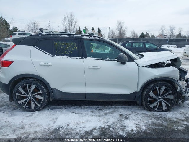 YV4ED3UB1N2660189 Volvo XC40