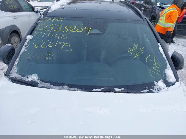 YV4ED3UB1N2660189 Volvo XC40