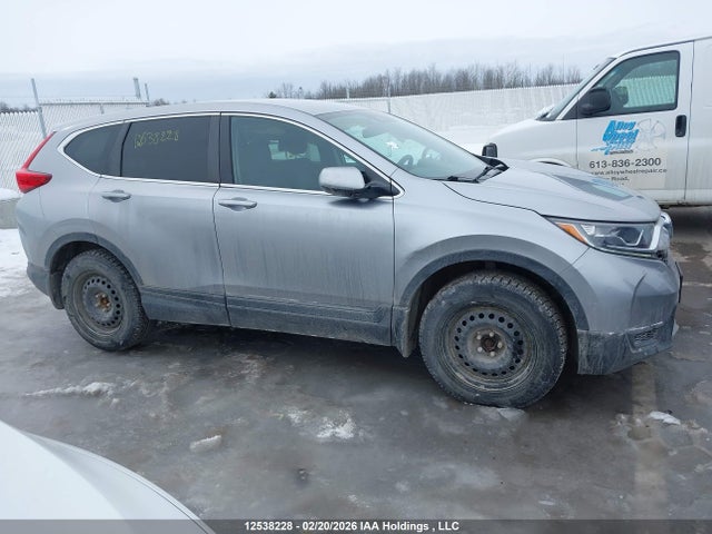 2HKRW2H21JH144992 Honda CR-V LX