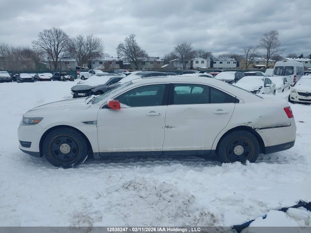 1FAHP2J82FG165925 Ford Taurus Limited
