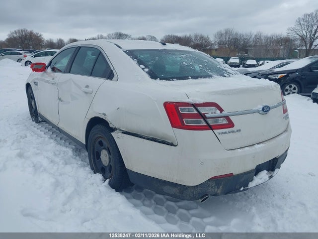 1FAHP2J82FG165925 Ford Taurus Limited