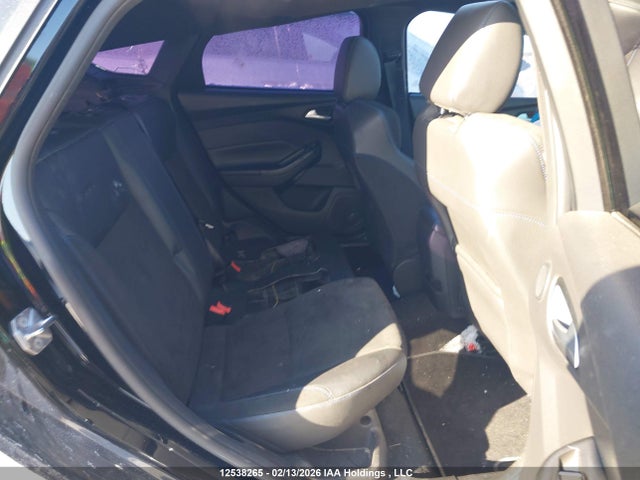 12538265 :رقم المزاد ، WF0DP3TH7H4125238 vin ، 2017 Ford Focus Rs مزاد بيع