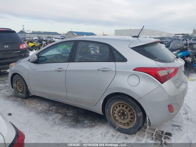 KMHD25LH5GU289868 Hyundai Elantra Gt Gl