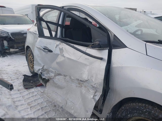 KMHD25LH5GU289868 Hyundai Elantra Gt Gl