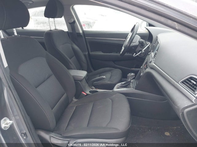 KMHD84LF2HU208088 Hyundai Elantra Se/value/limited