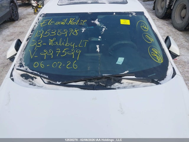 1G1ZD5ST4PF227529 Chevrolet MALIBU LT