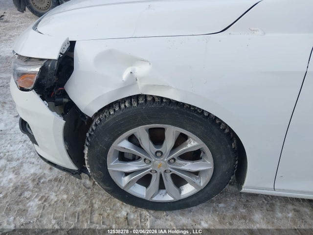 1G1ZD5ST4PF227529 Chevrolet MALIBU LT