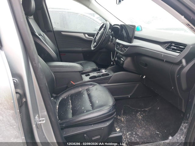 2024 Ford Escape Platinum მანქანა იყიდება აუქციონზე, vin: 1FMCU9JA8RUA51700, აუქციონის ნომერი: 12538286