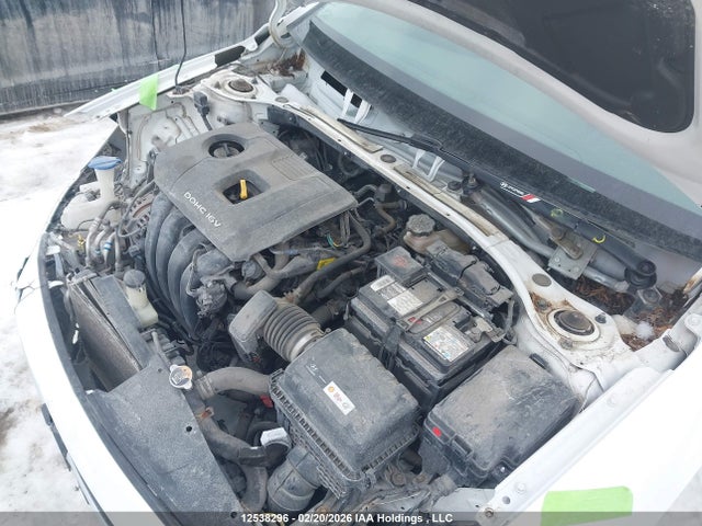 KMHD84LF7HU210077 Hyundai Elantra Se/value/limited