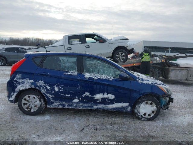 KMHCT5AE7GU239071 Hyundai Accent