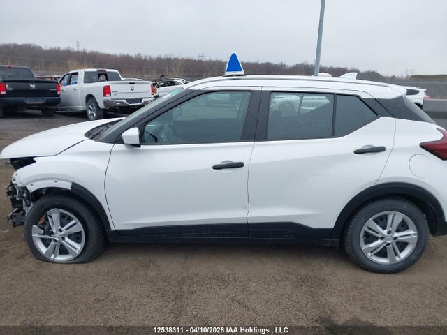 3N1CP5BV5SL466255 Nissan Kicks Play S