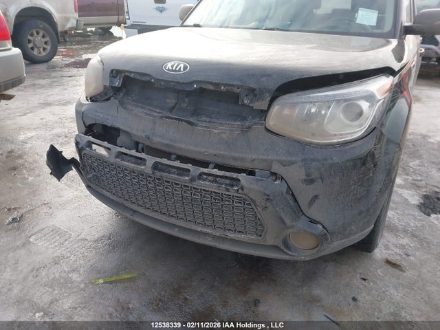 KNDJX3A52G7406083 KIA Soul !