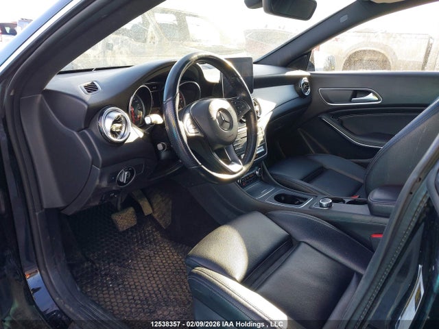 WDDSJ4GB5KN744631 Mercedes-Benz CLA 250 4MATIC