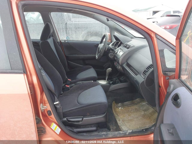 2008 Honda Fit Sport მანქანა იყიდება აუქციონზე, vin: JHMGD38648S813353, აუქციონის ნომერი: 12538358
