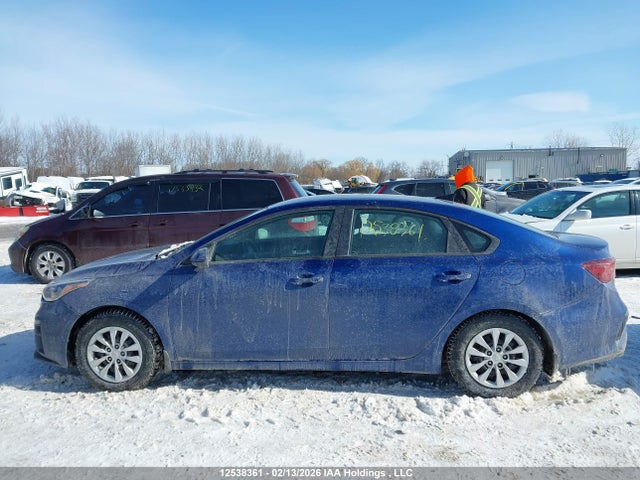 3KPF24AD2ME295581 KIA Forte Fe/lxs