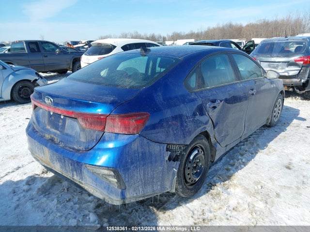 3KPF24AD2ME295581 KIA Forte Fe/lxs