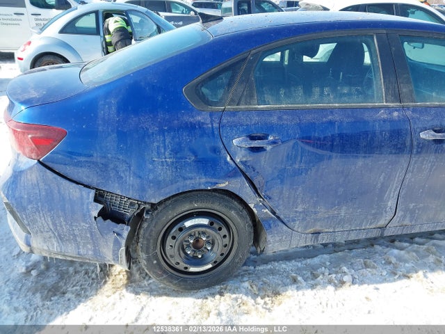 3KPF24AD2ME295581 KIA Forte Fe/lxs