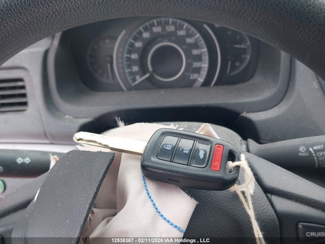 2HKRM3H3XFH003740 Honda CR-V LX