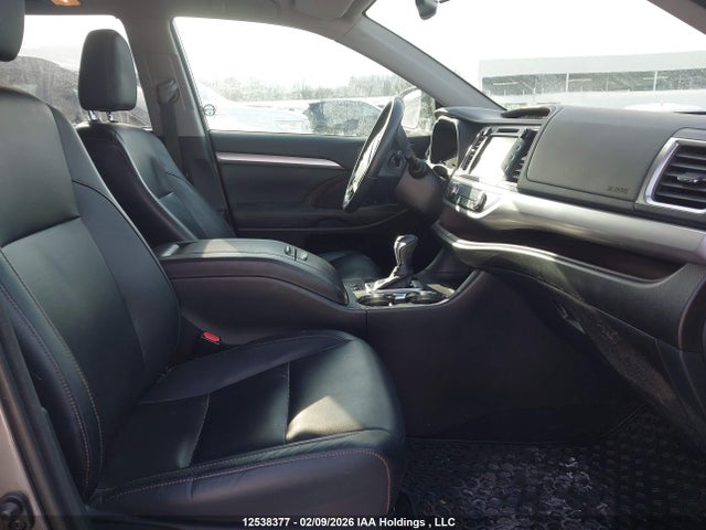 Toyota Highlander Xle 2014 5TDJKRFHXES021569 Image 5
