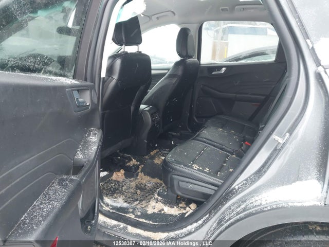 1FMCU9H66NUA74758 Ford ESCAPE SEL