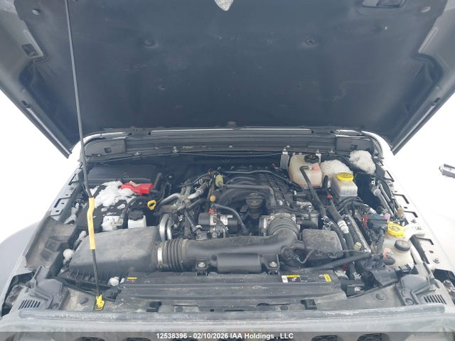 1C4HJXAG4NW268798 Jeep Wrangler Sport