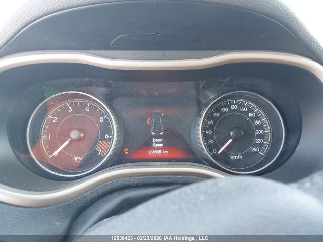 1C4PJMDB2EW159850 Jeep Cherokee Limited
