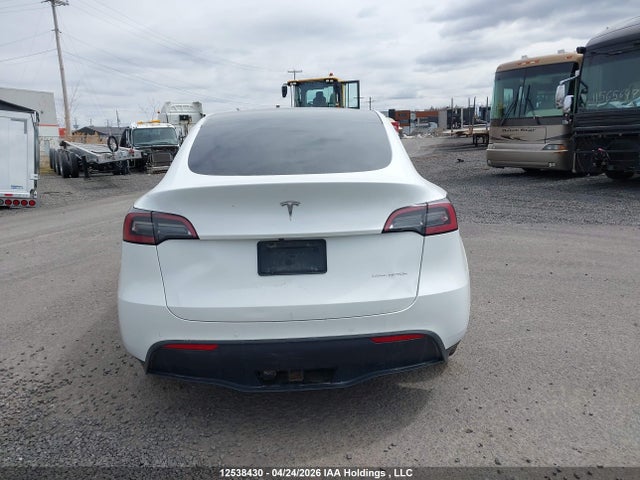 Продаж на аукціоні авто 2022 Tesla Model Y Long Range, vin: 7SAYGDEE8NF574481, номер лоту: 12538430