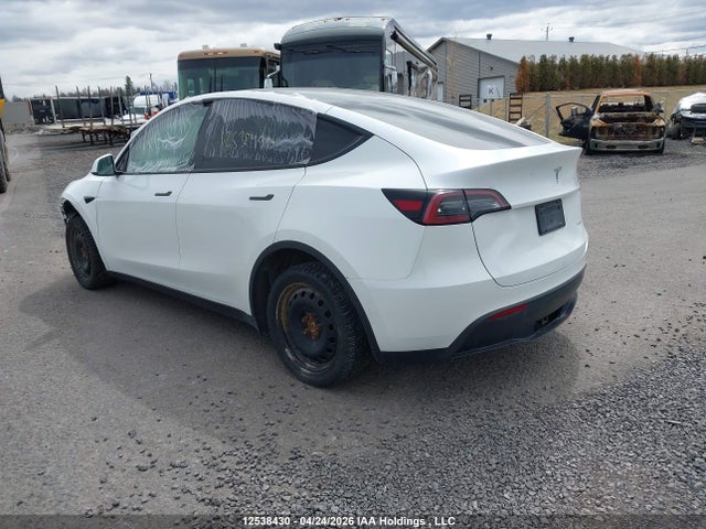 Продаж на аукціоні авто 2022 Tesla Model Y Long Range, vin: 7SAYGDEE8NF574481, номер лоту: 12538430