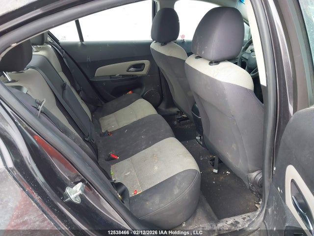 1G1PL5SH5E7383074 Chevrolet Cruze 2ls