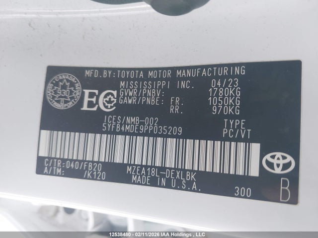 5YFB4MDE9PP035209 Toyota COROLLA LE