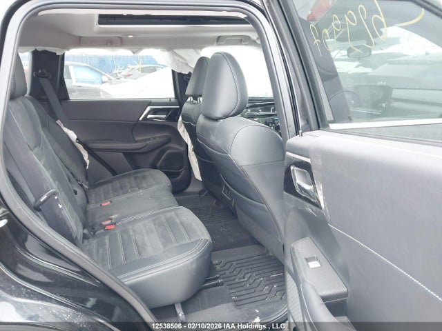 JA4J4VA88RZ629907 Mitsubishi Outlander