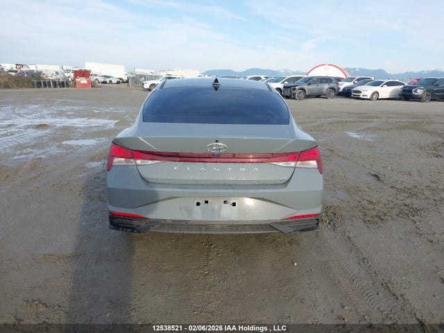 KMHLM4AG6MU144201 Hyundai ELANTRA SEL