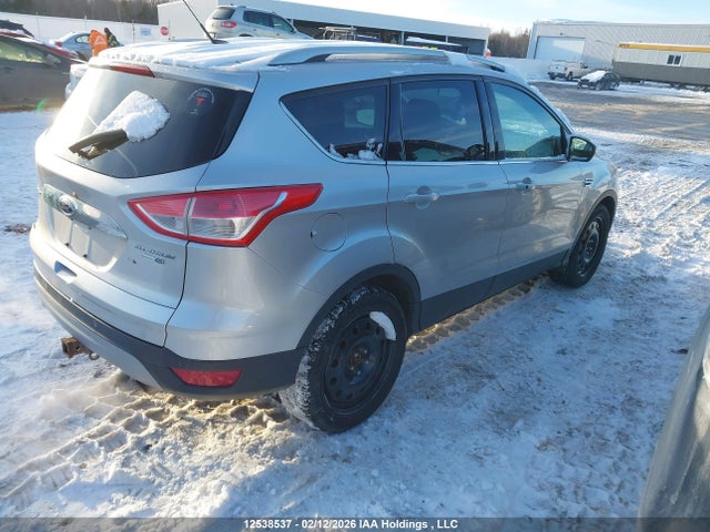 1FMCU9J94FUB84195 Ford Escape Titanium