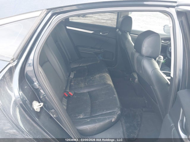 2HGFC1F95KH106621 Honda Civic Touring