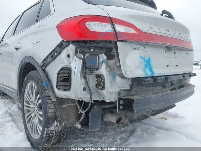 2LMPJ8LR2JBL32090 Lincoln Mkx Reserve