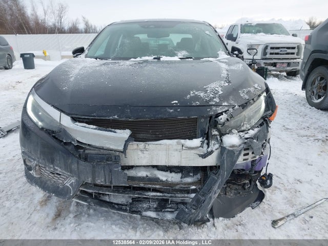2HGFC1F95JH100459 Honda Civic Touring