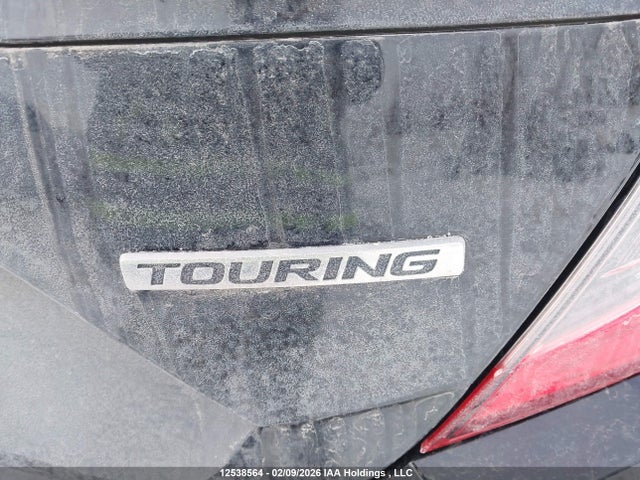 2HGFC1F95JH100459 Honda Civic Touring
