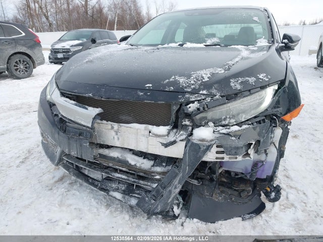 2HGFC1F95JH100459 Honda Civic Touring