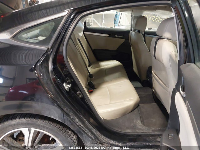 2HGFC1F95JH100459 Honda Civic Touring