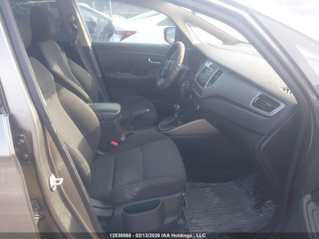 KNAHT8A32F7089276 KIA Rondo Lx/lx Value/lx Winter Edition